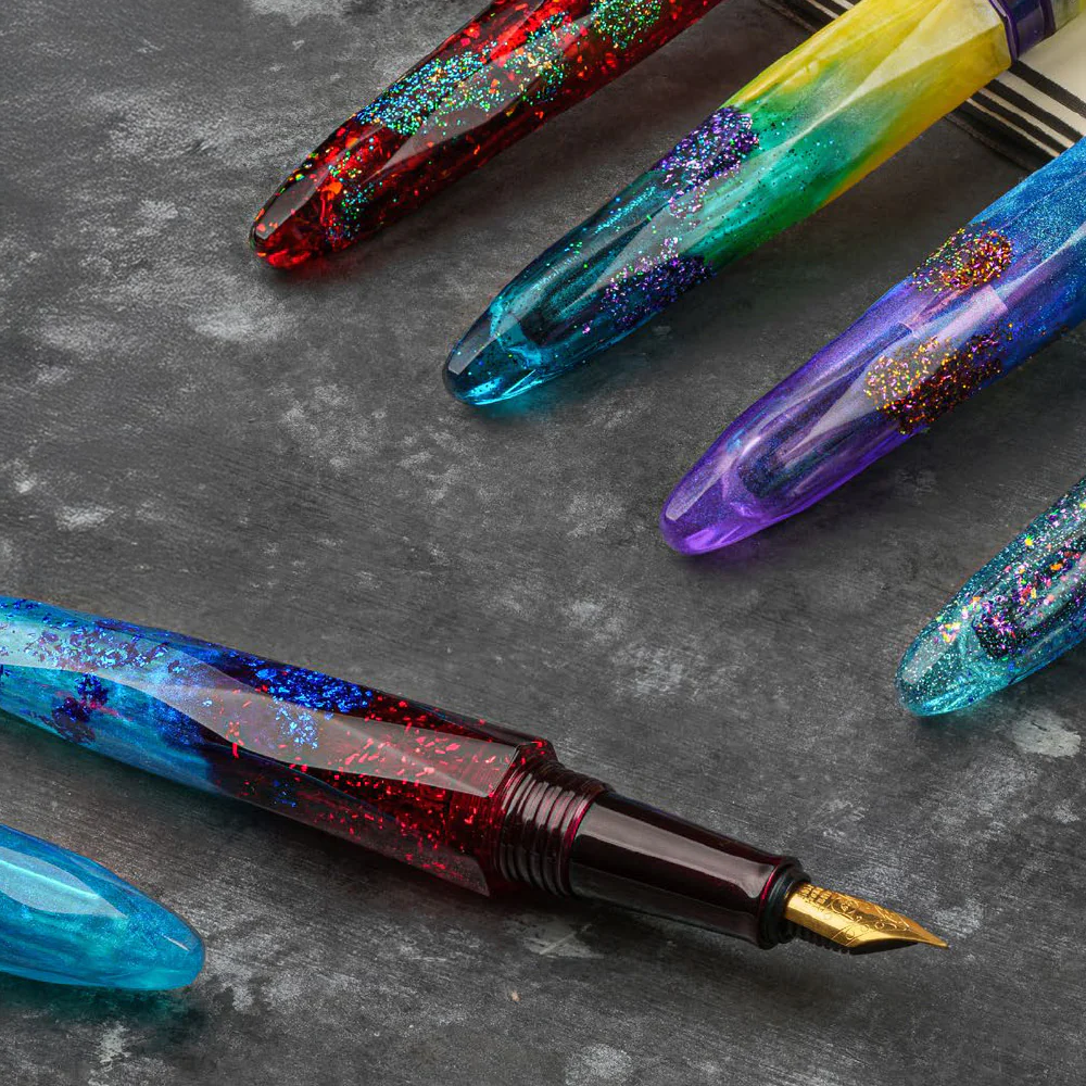 Benu Briolette Fountain Pen Fiery Azure - Image 4