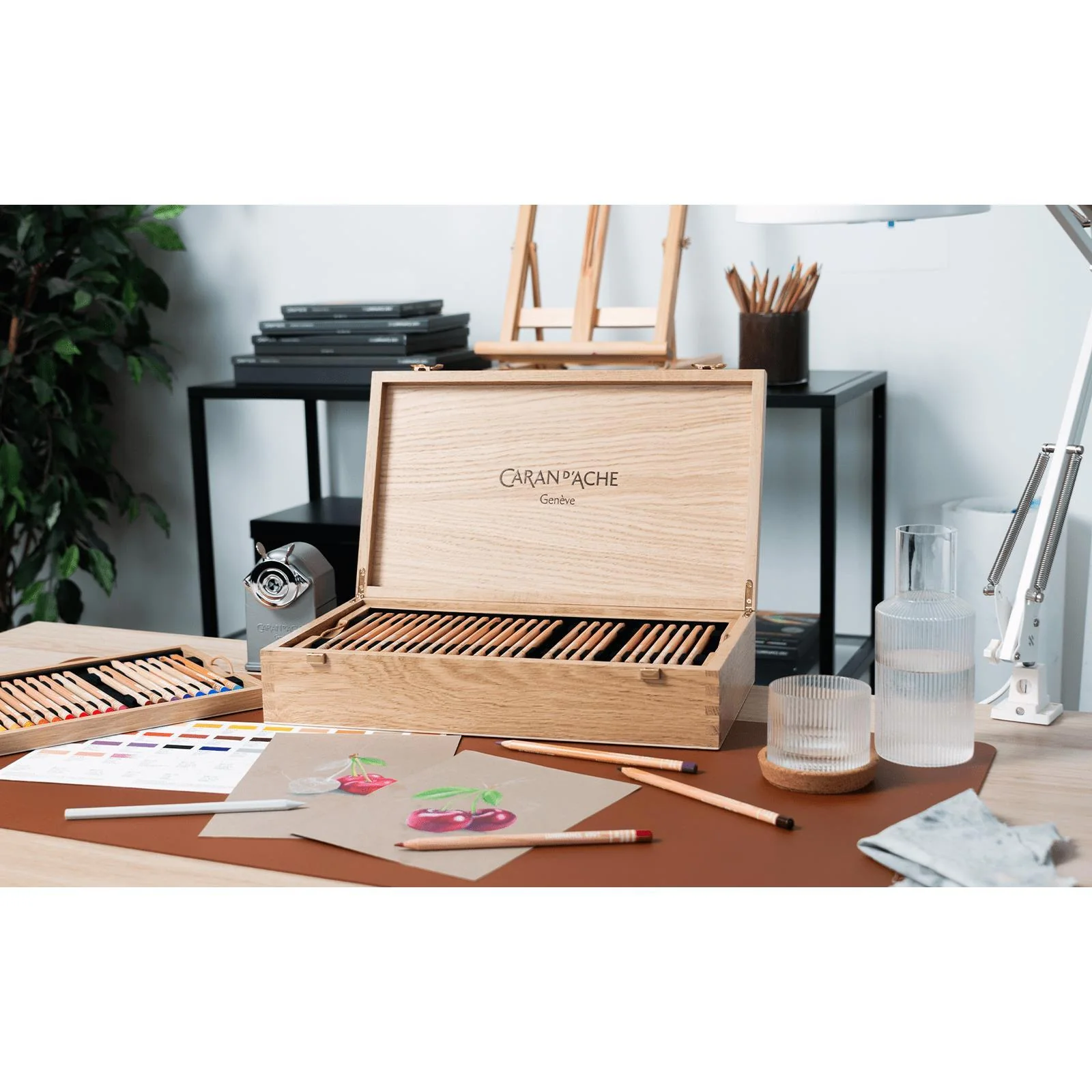 Caran d'Ache Luminance 6901 Luxury Wooden Box with 100 Pencil Set - Image 4
