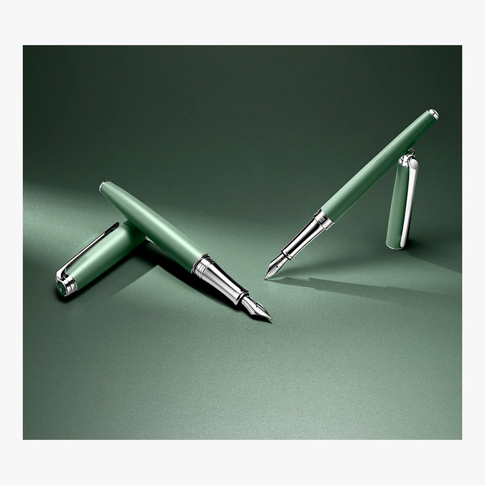 Caran d'Ache Special Edition Leman Fountain Pen Vert de Gris - Image 4