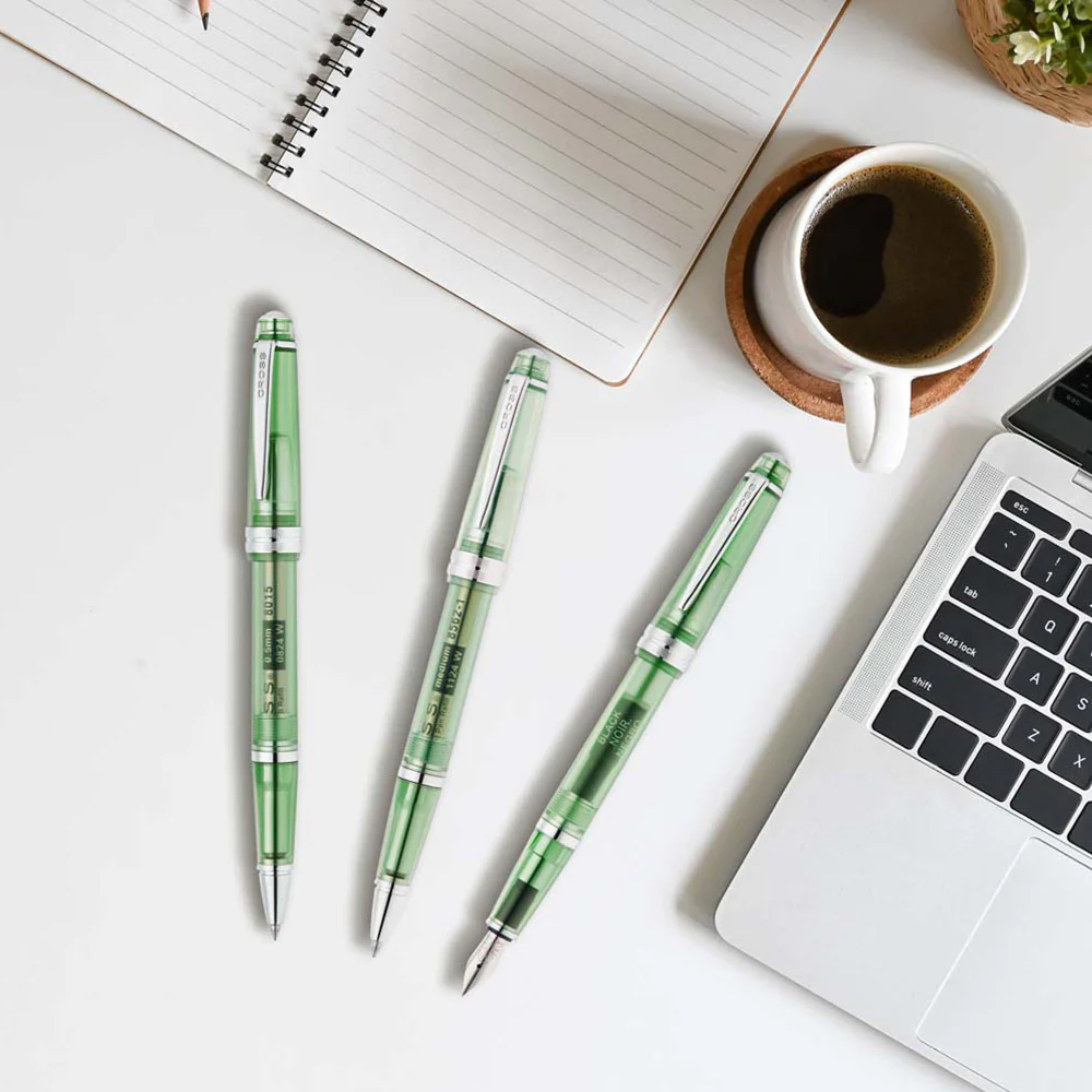 Cross Bailey Light Translucent Green Fountain Pen Extra Fine - Image 2