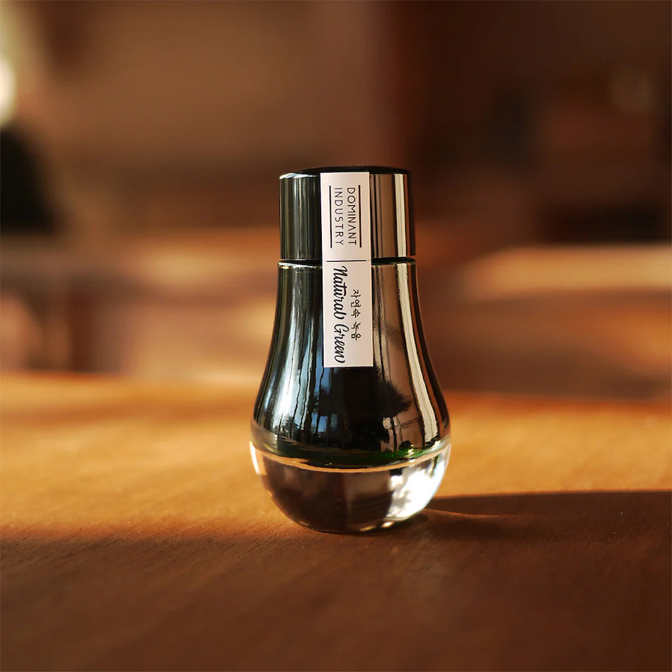 Dominant Industry Pearl Bottled Ink 25ml - Image 10