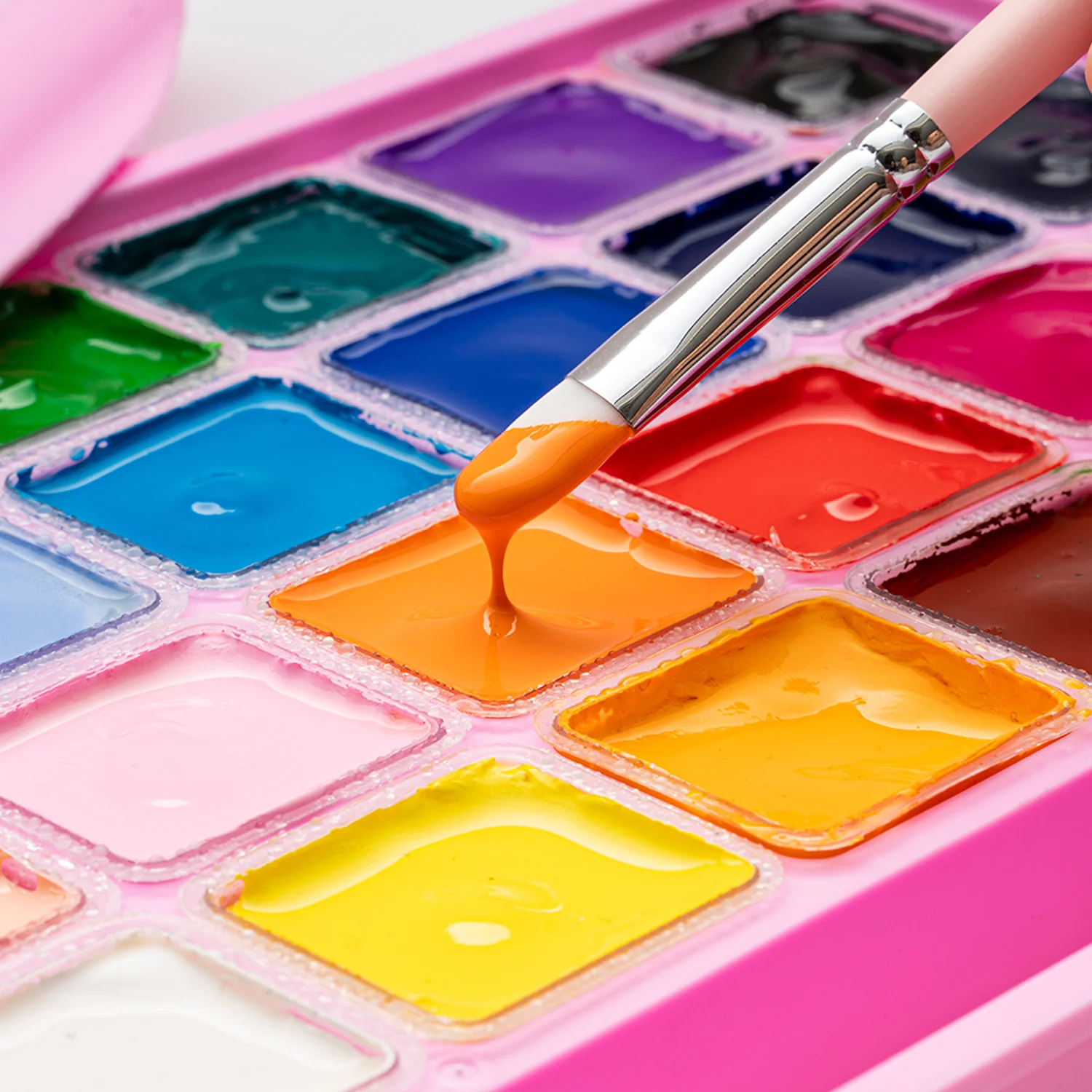 HIMI Jelly Cup Gouache Set of 24 Colours Pink Case - Image 3