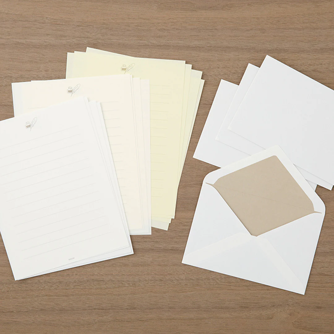 Midori Letter Set Giving a Colour - Image 3