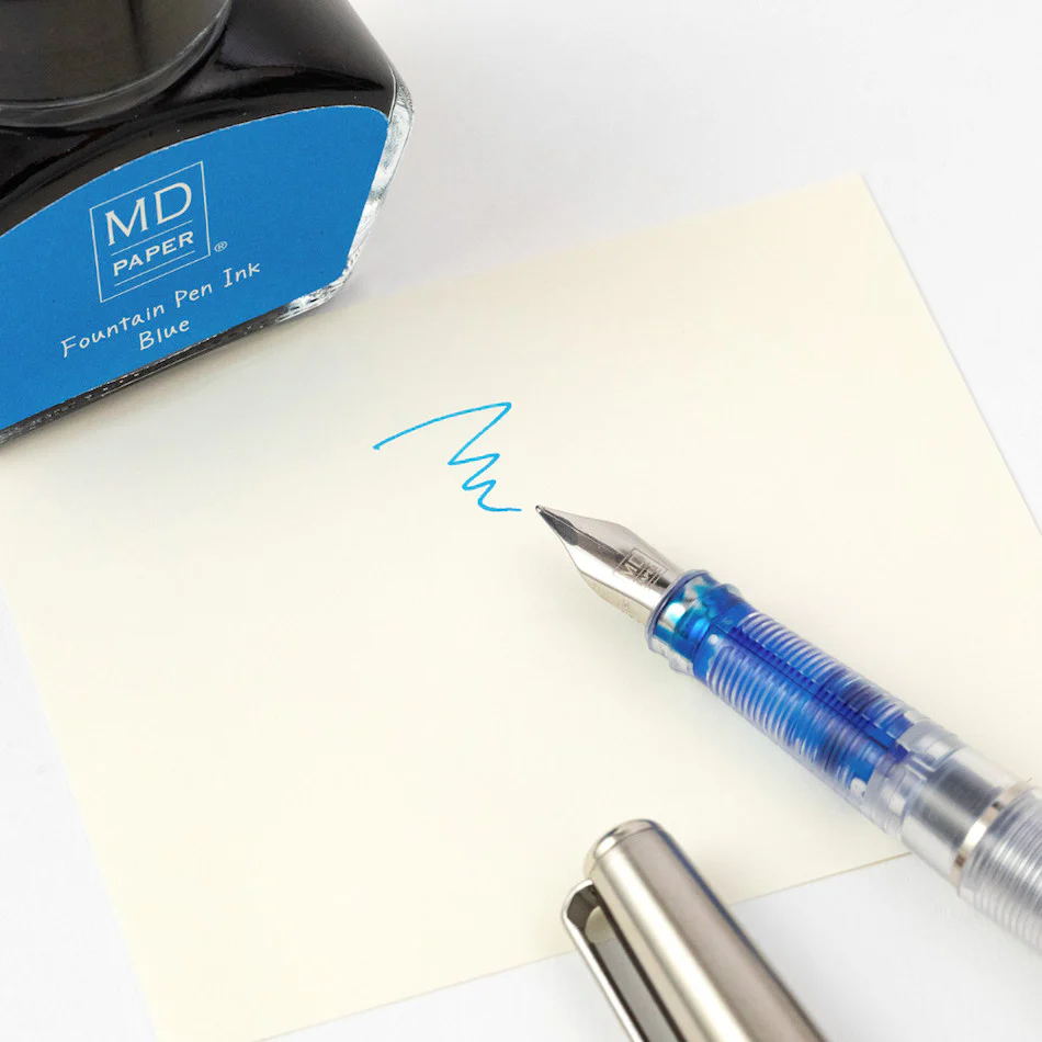 Midori MD Fountain Pen With Bottled Ink Limited Edition Blue - Image 4