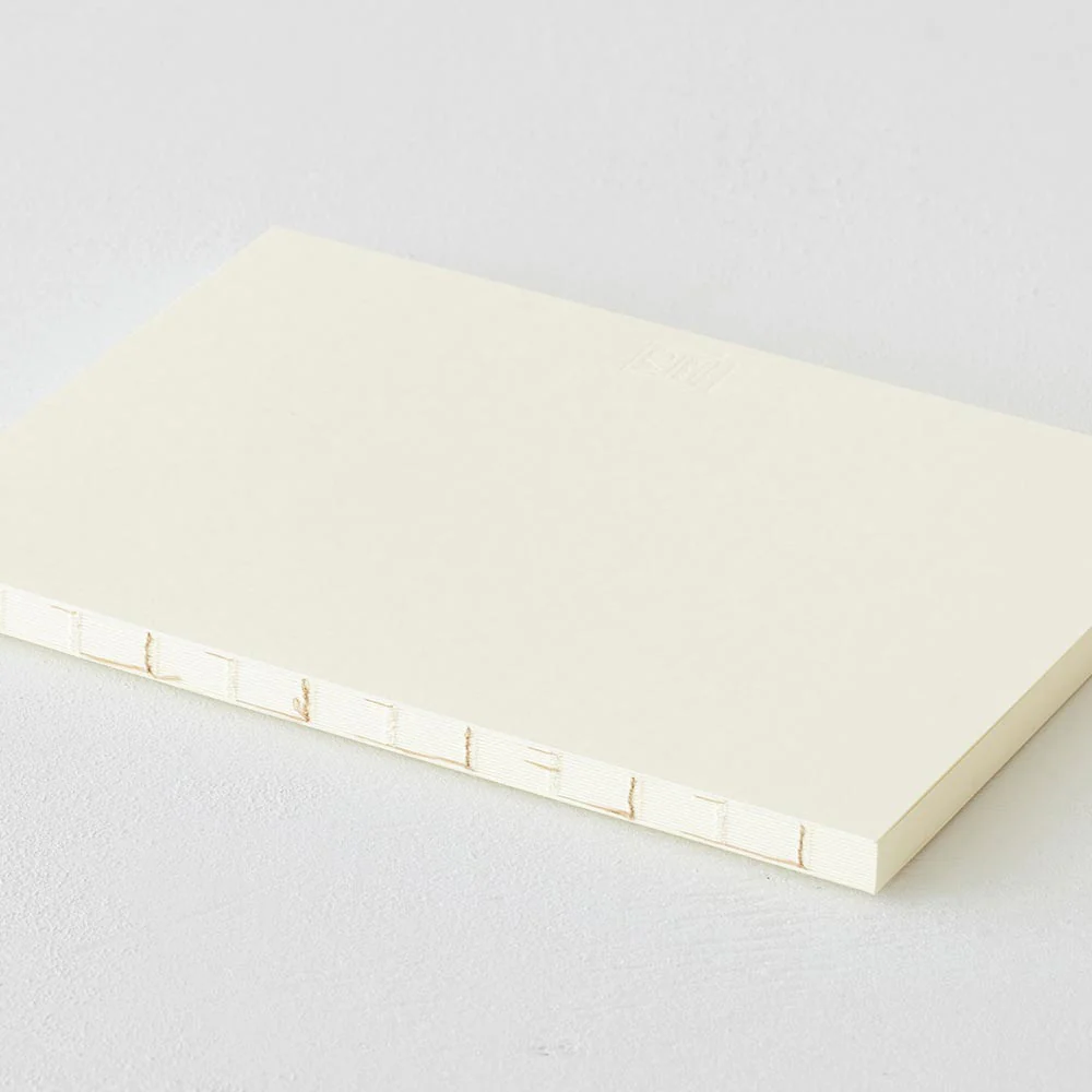 Midori MD Thick Notebook A5 Plain - Image 7
