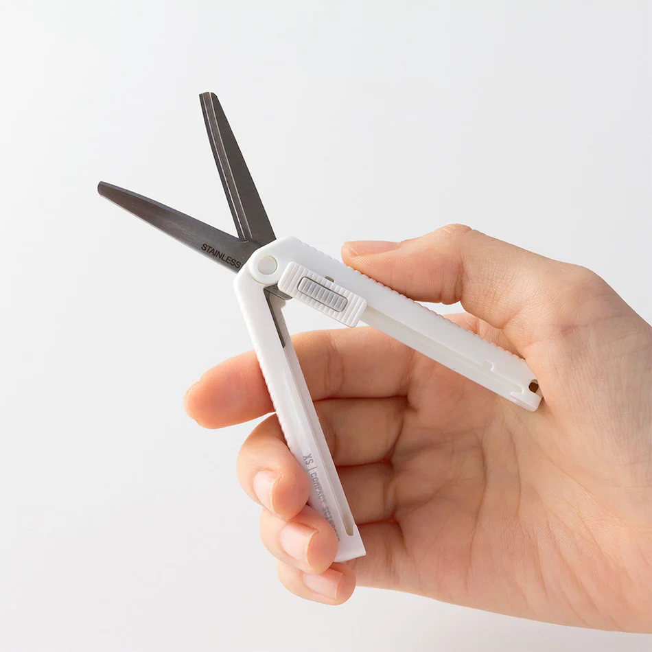 Midori XS Compact Scissors - Image 3