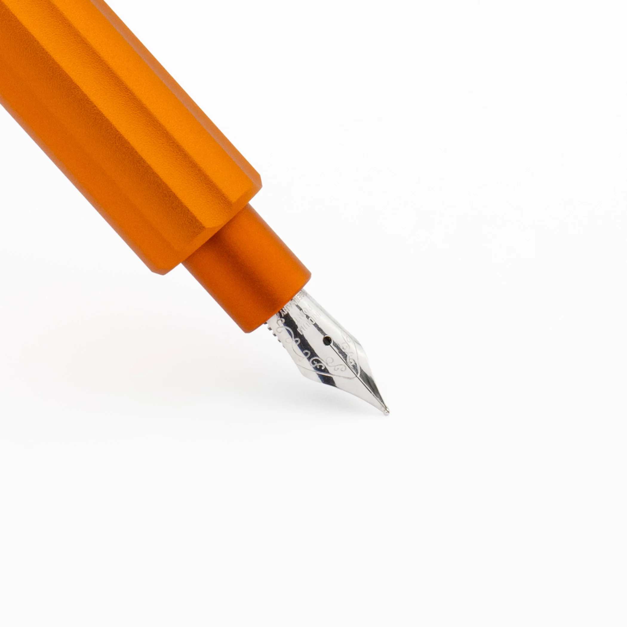 Monteverde Axis Fountain Pen Orange - Image 8
