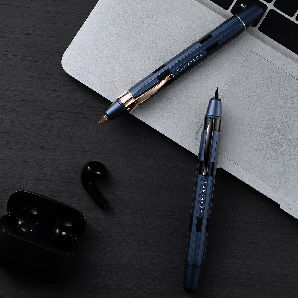 Nahvalur Eclipse Retractable Fountain Pen Cobalt Gold - Image 3