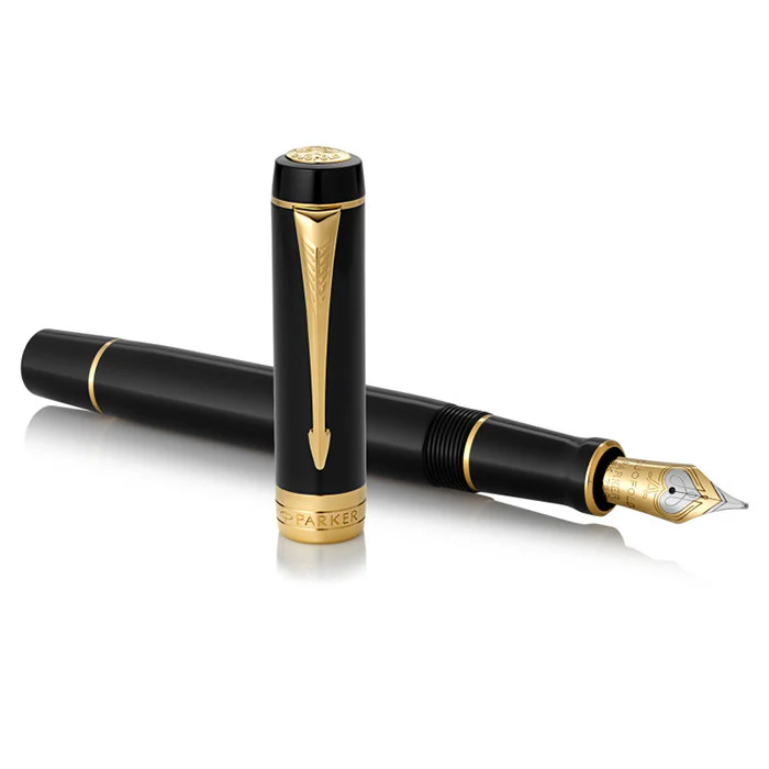 Parker Duofold Classic Fountain Pen Black with Gold Trim - Image 3