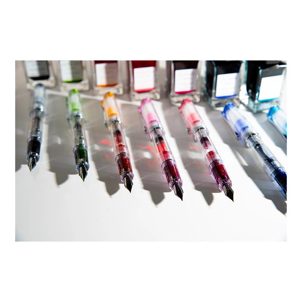 Pilot Prera Fountain Pen Transparent with Pink Trim - Image 4