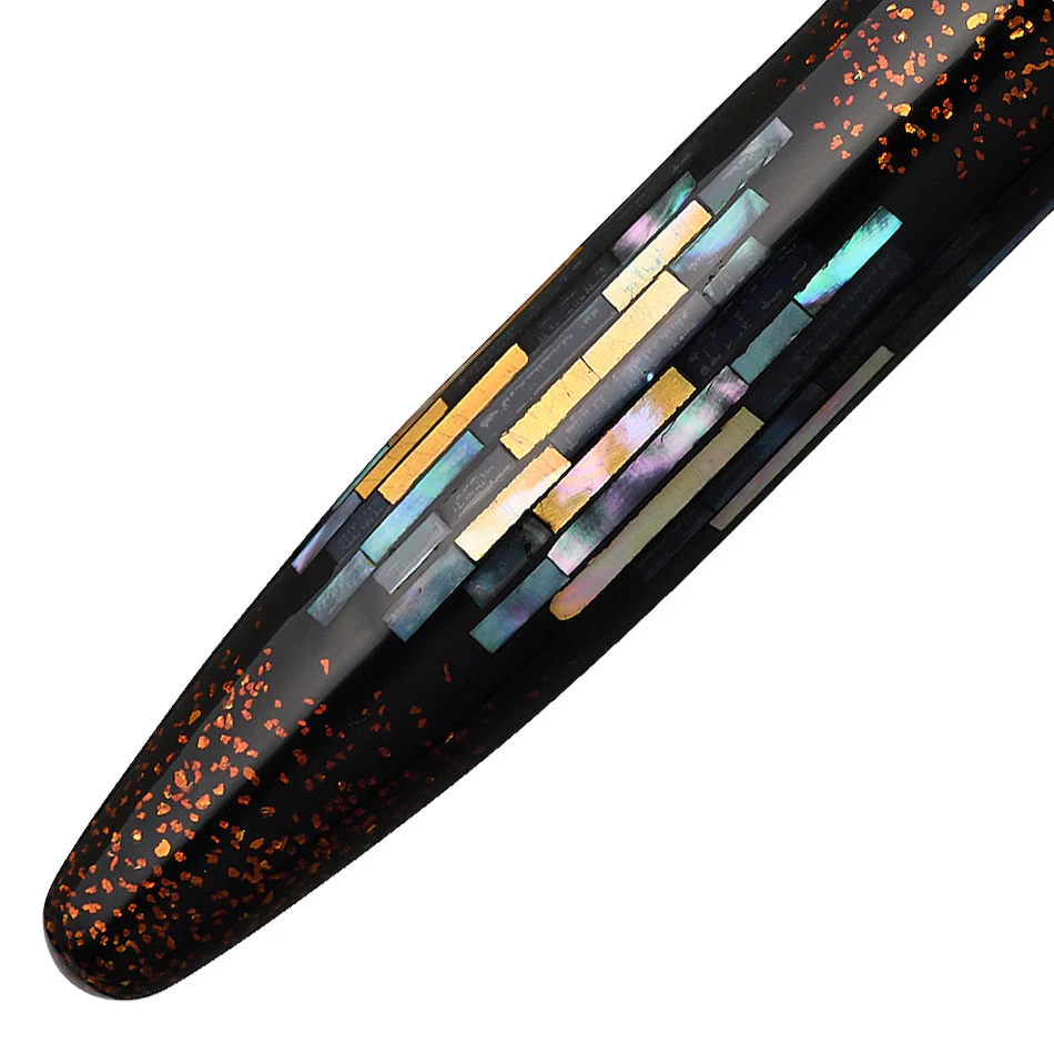 Platinum Izumo Hon-urushi Raden Maki-e Aurora Fountain Pen - Image 4