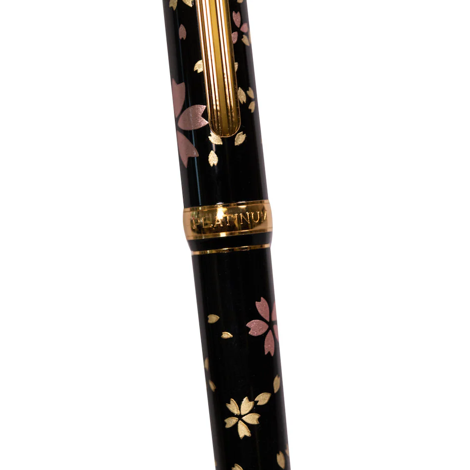 Platinum Kanazawa-Haku Fountain Pen Swirling Petals of Cherry Blossom - Image 4