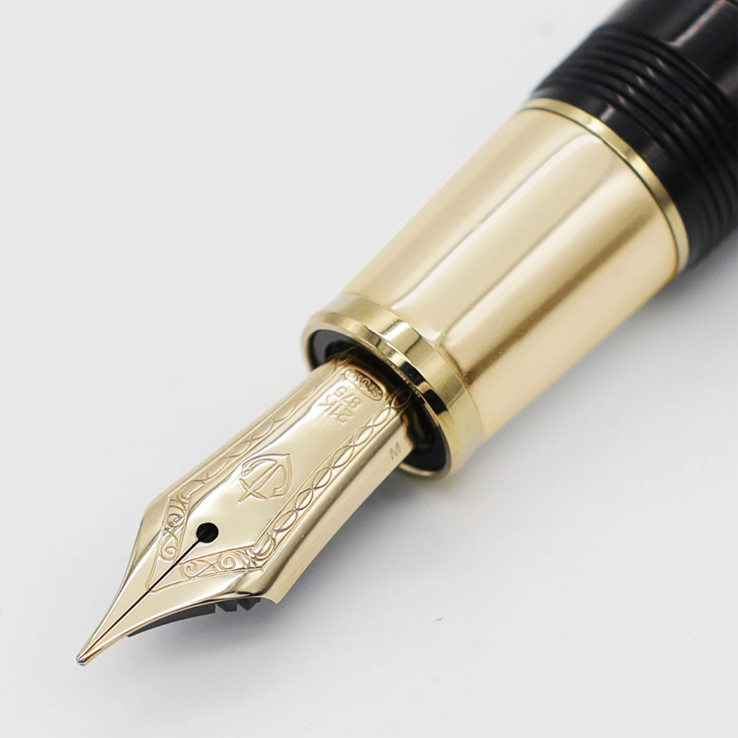 Sailor 1911 Large Fountain Pen Hard Maple Limited Edition Natural Medium Fine - Image 4