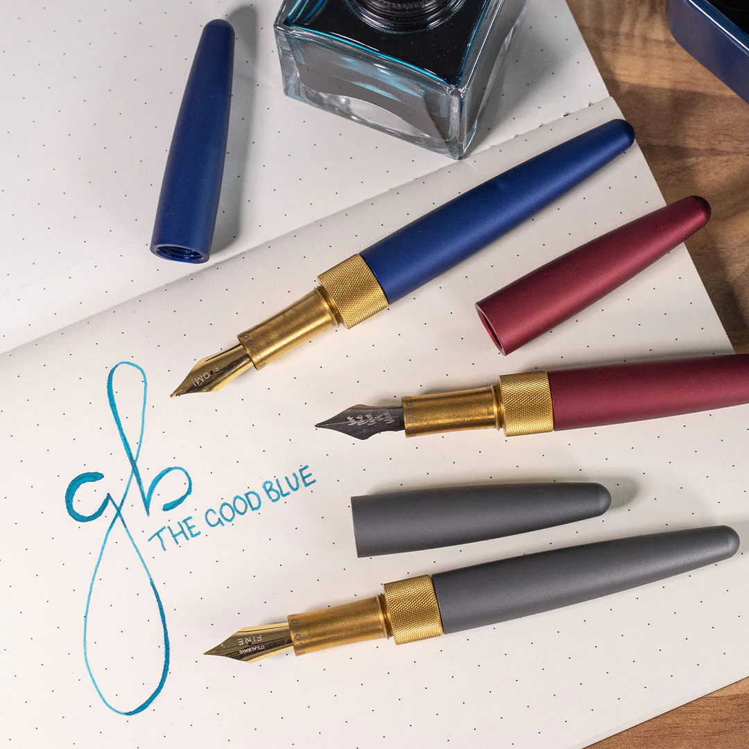 The Good Blue R615 Fountain Pen Super Matte Series Shadow Broad Nib Plastic Feed - Image 4