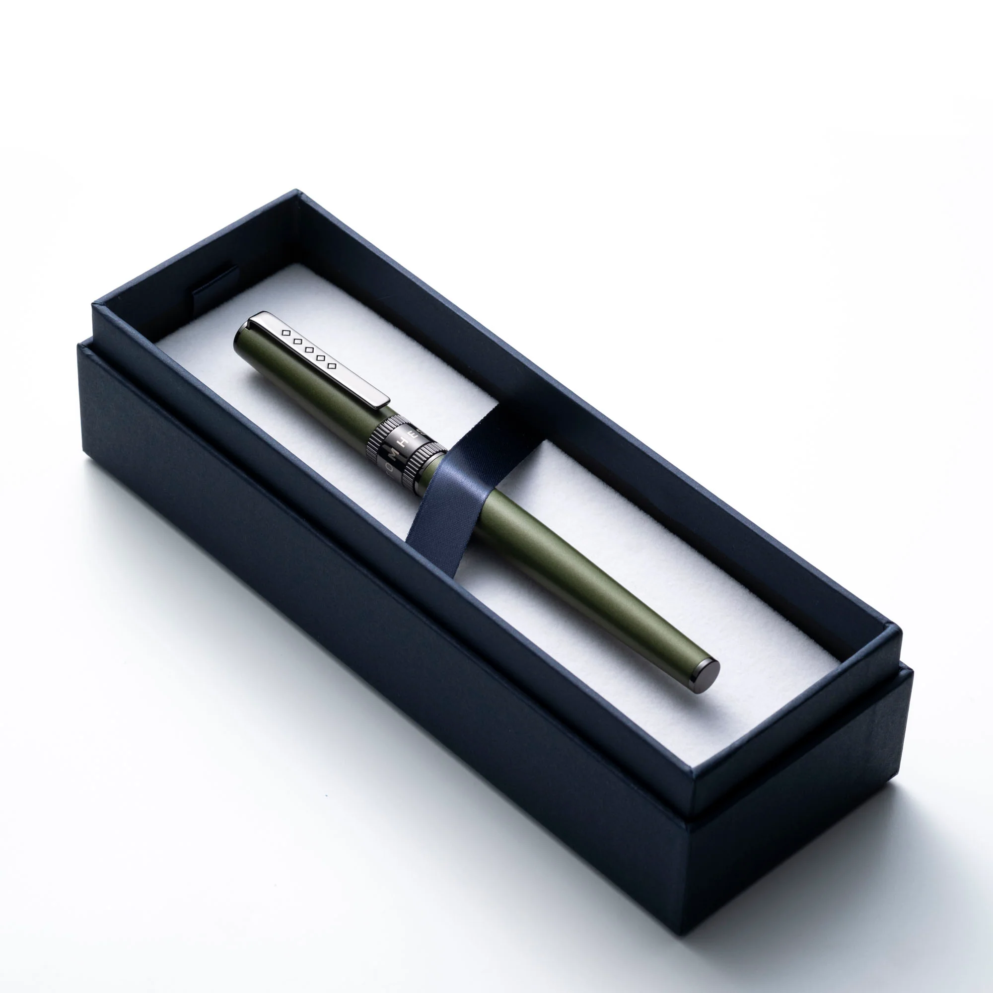 Tom Hessin Rebel Fountain Pen Garrison Green - Image 3