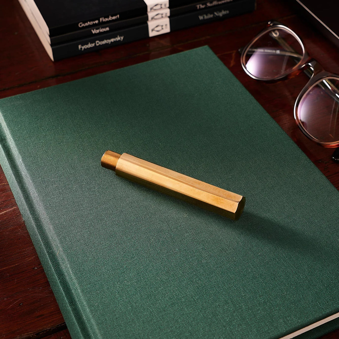 Tom's Studio The Wren Refillable Writing Pen Brass - Image 4