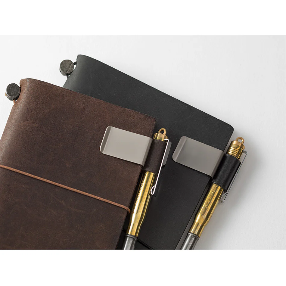 TRAVELER'S COMPANY Penholder Medium Camel - Image 3