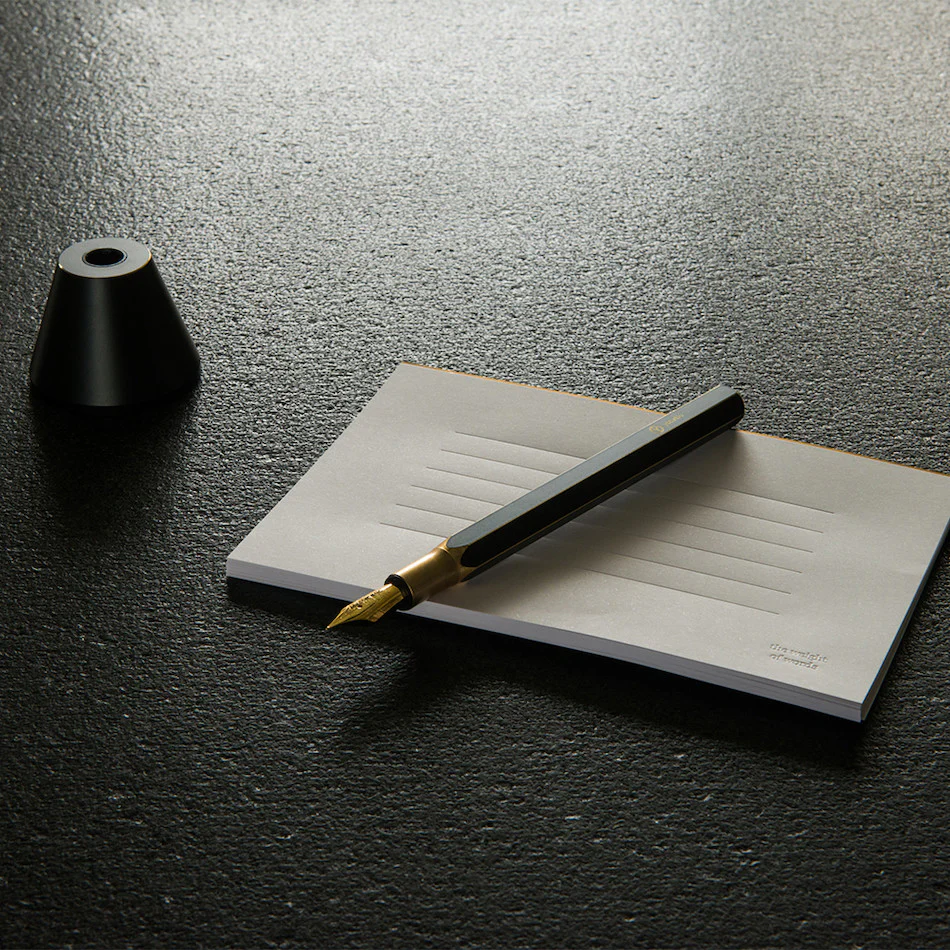 YStudio Classic Revolve Desk Fountain Pen Black - Image 4